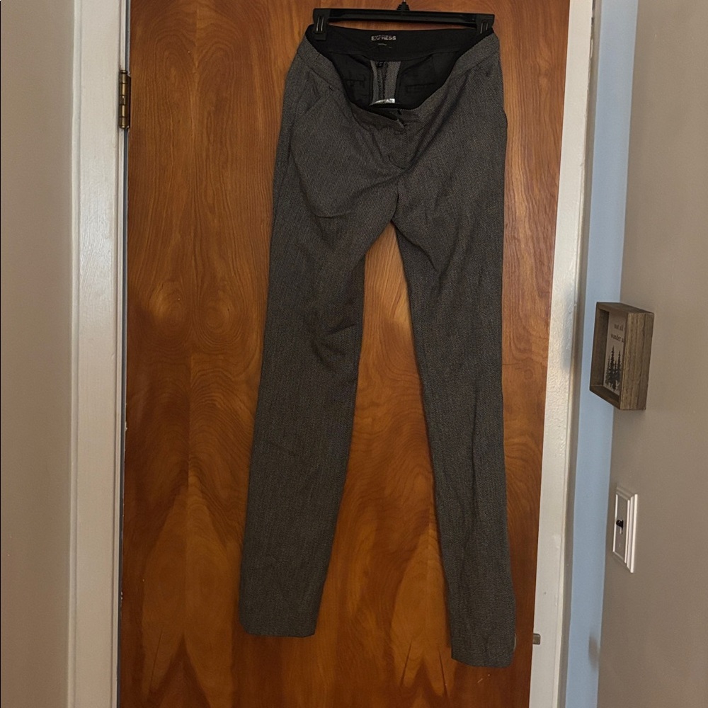 NWT Express Gray Pinstripe Trousers